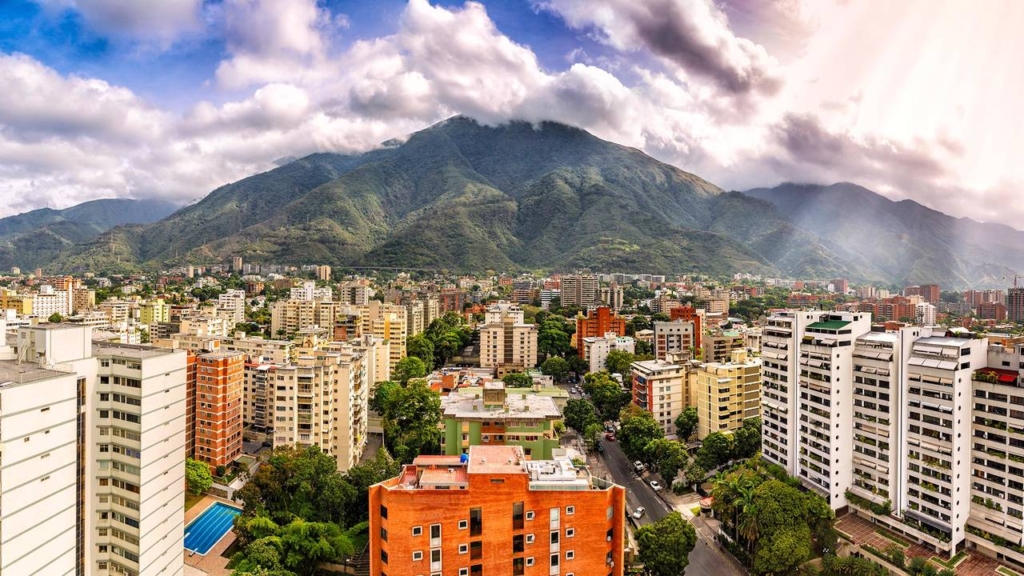 Oportunidades Inmobiliarias en Venezuela ¿Por Qué Es Buen Momento para Comprar o Vender?