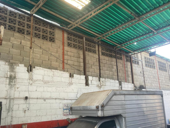 Galpón en venta en Avenida Principal La Pica Palo Negro