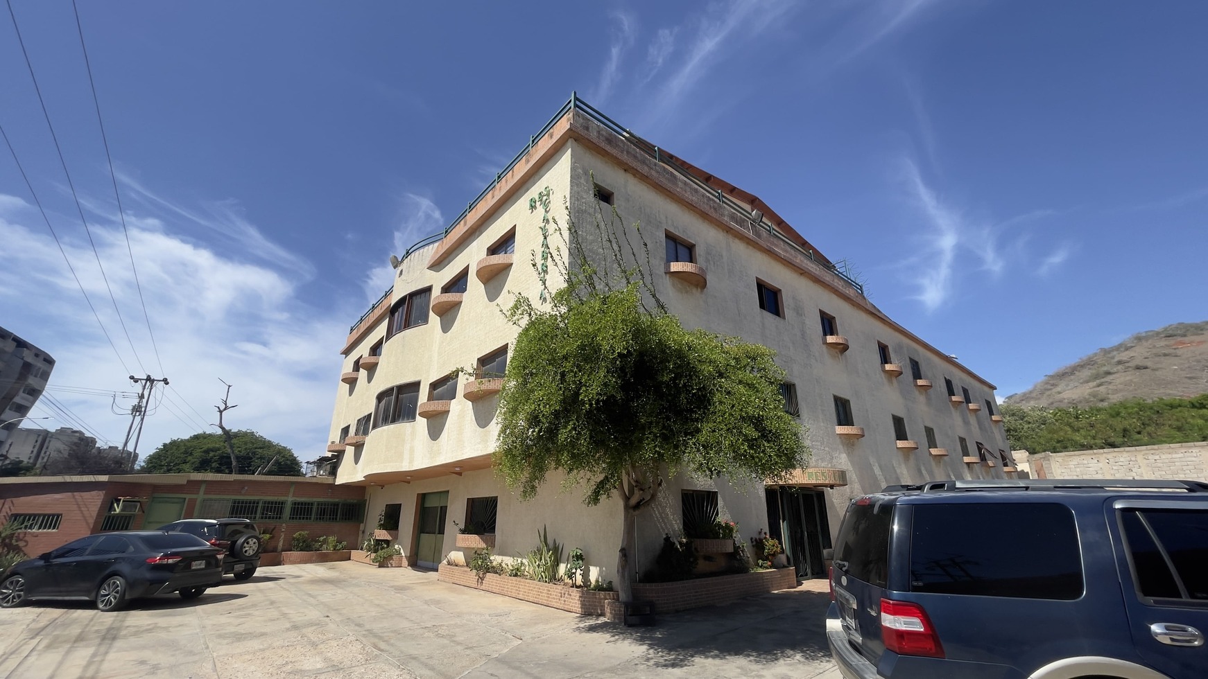 Apartamento de 72 m²en venta en Avenida Terranova Porlamar www.rapidocasa.com (1)