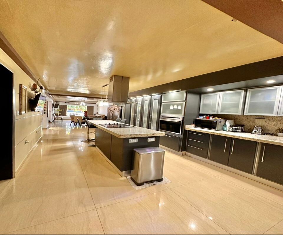 Townhouse en venta en Aguamarina Country Paraiso